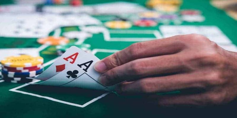 Học luật chơi Poker siêu cơ bản